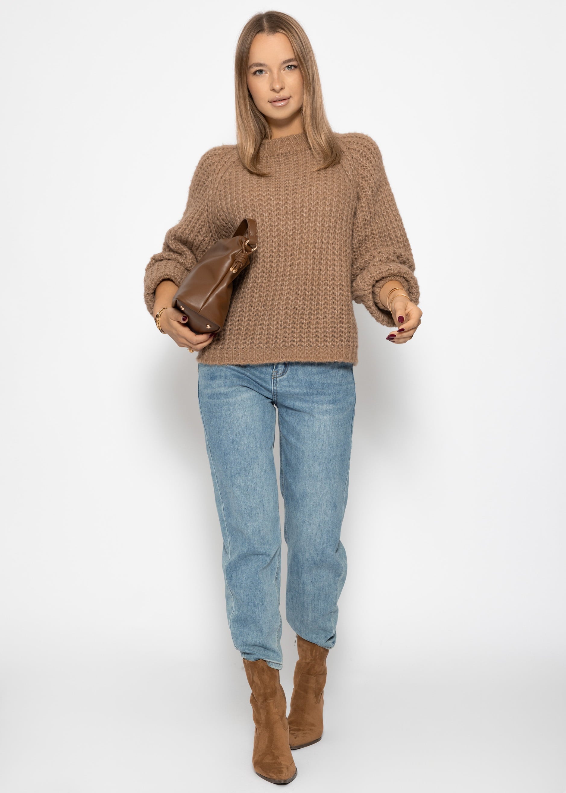 Grobstrickpullover mit Schleifendetail - braun – Bekleidung > Pullover | FormaLuxe
