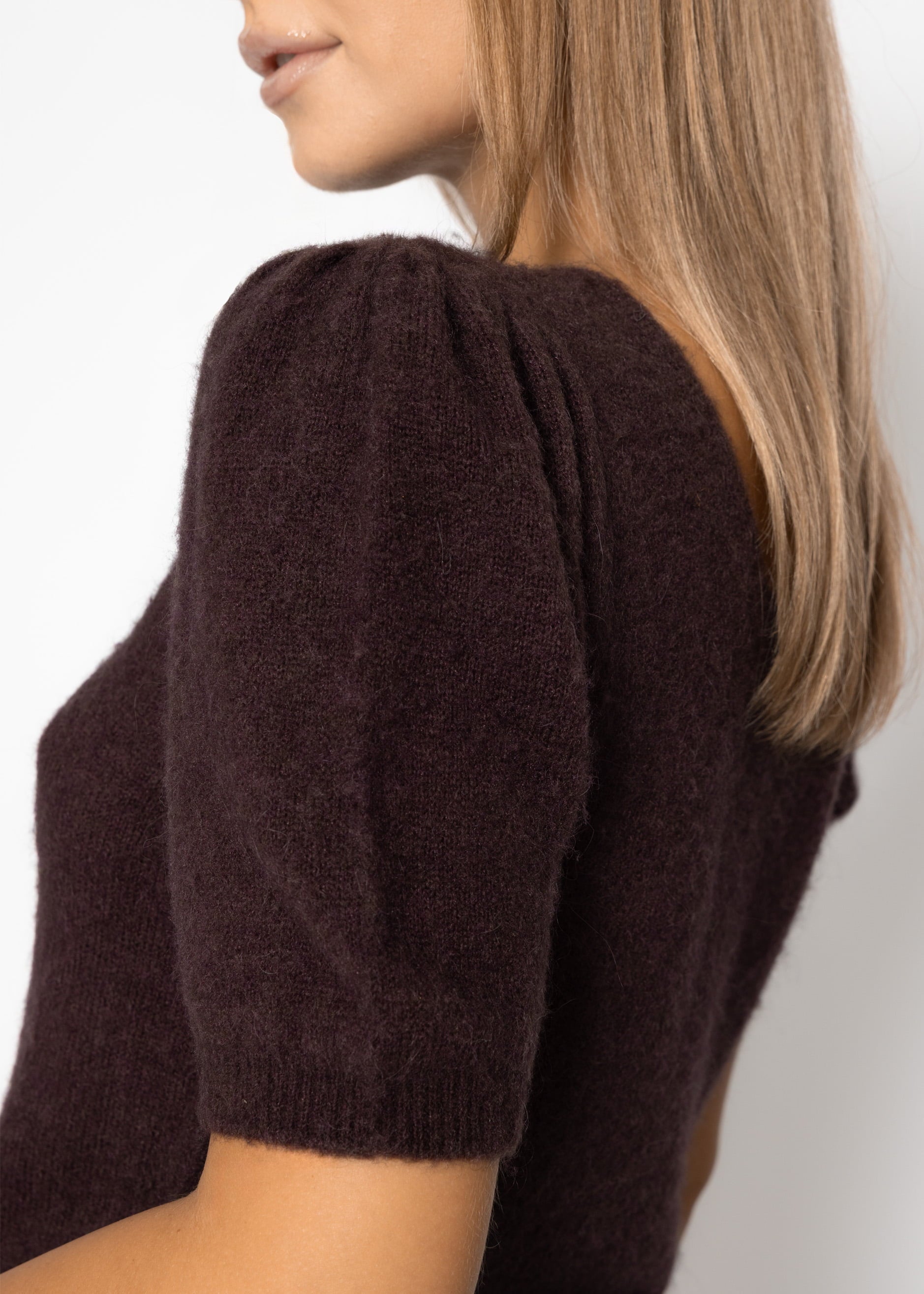 Strickoberteil mit Puffärmeln - aubergine-braun – Bekleidung > Pullover | FormaLuxe