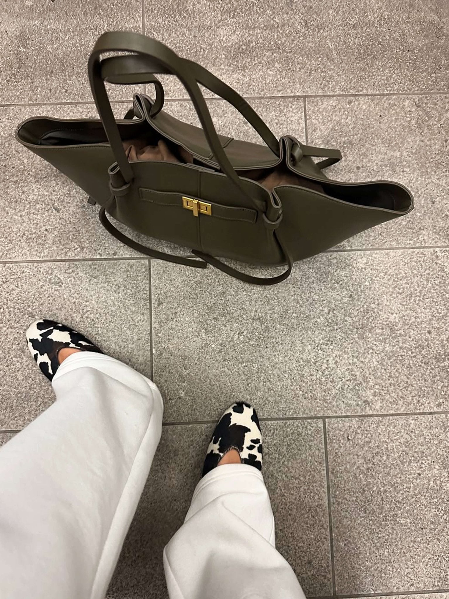 Adèle | Sac cabas en cuir Noir – Adele | Sac cabas en cuir noir | FormaLuxe