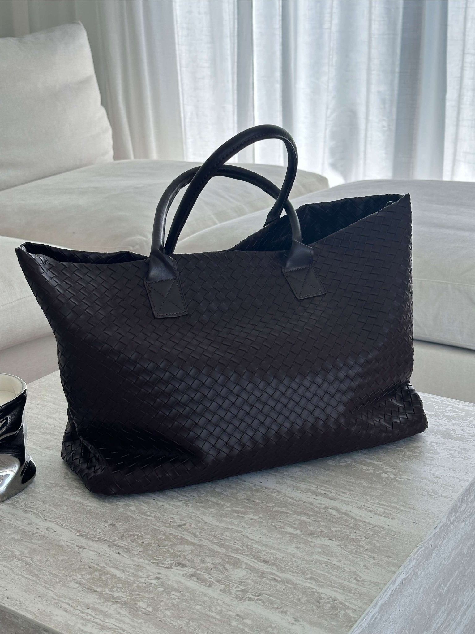 Zarina Woven Bag Black | FormaLuxe