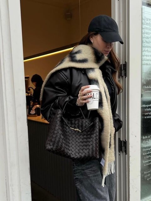 Lucia Woven Bag Black – Handbags | FormaLuxe