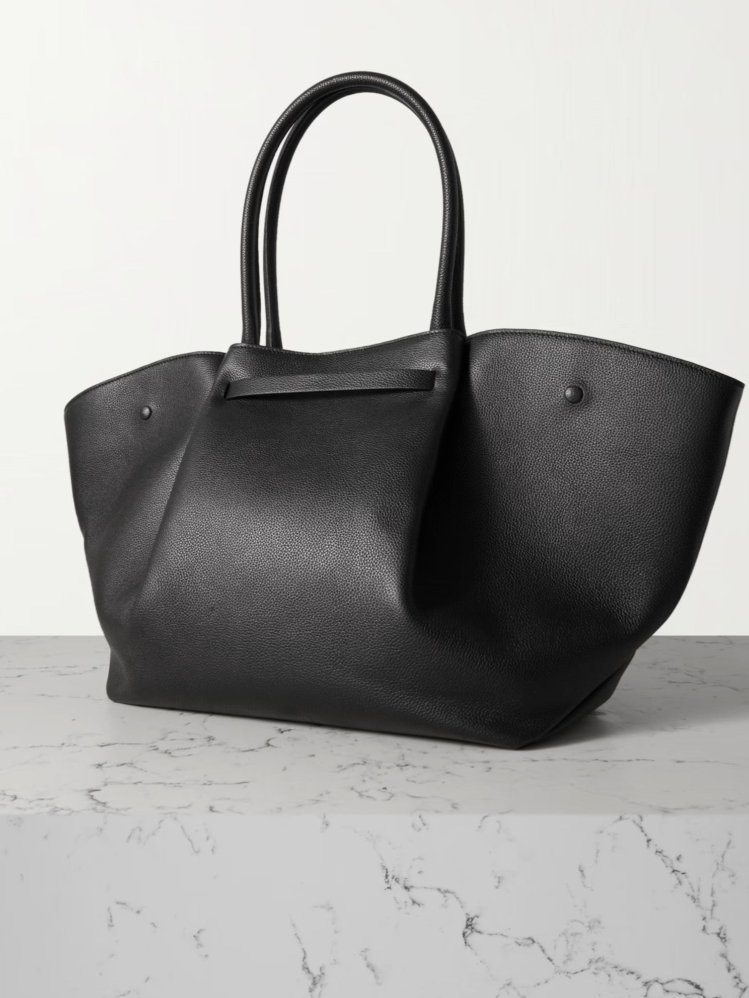 Arya | Faux Leather Handbag Schwarz | FormaLuxe