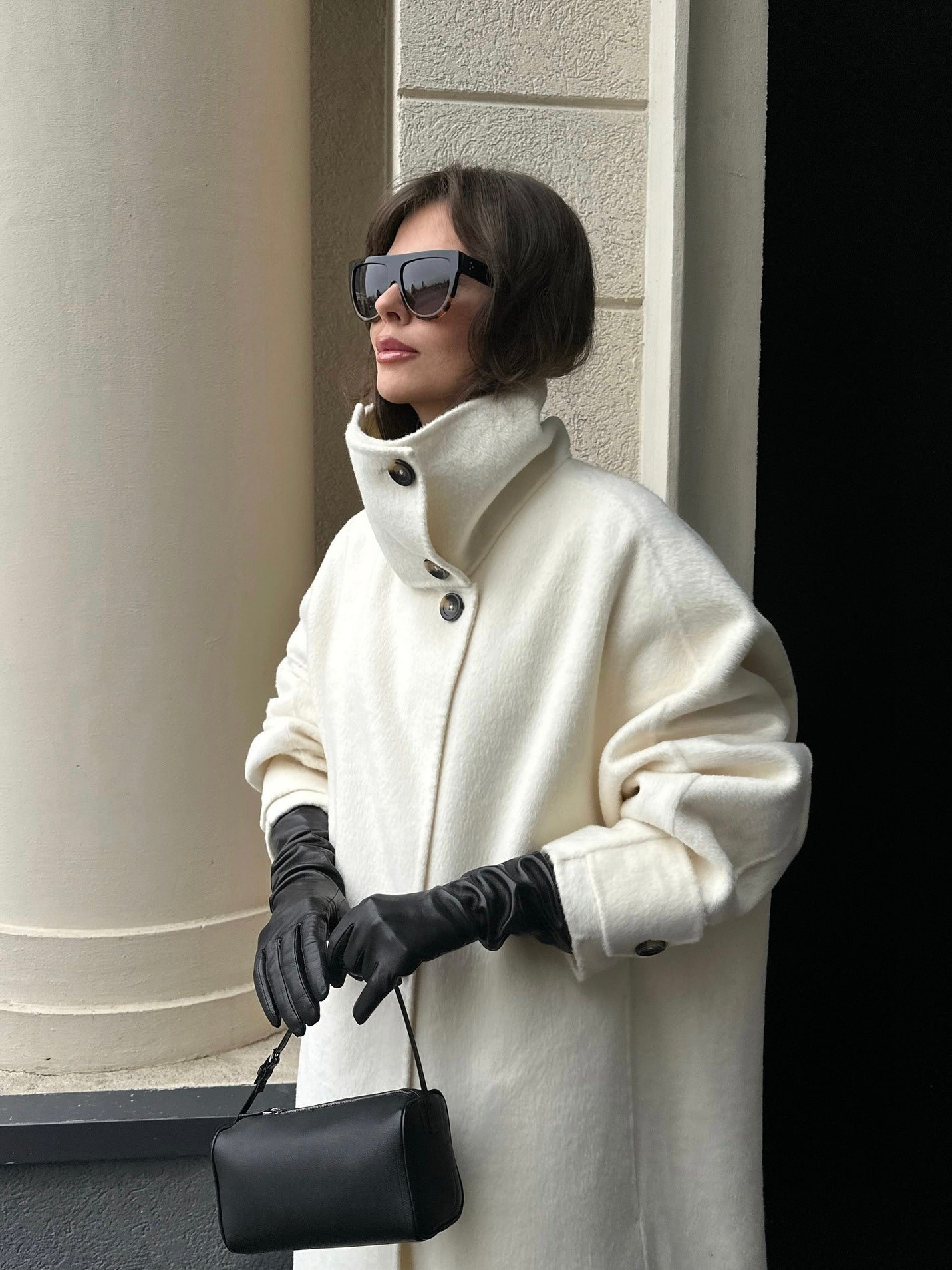 Amaya | Manteau long élégant à col montant Blanc | FormaLuxe