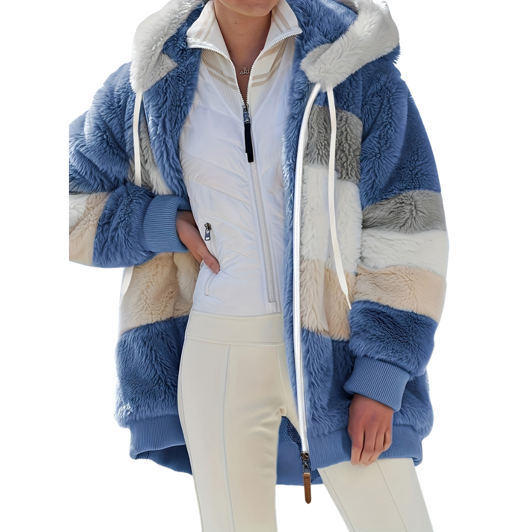 Amiyah | Winter Sweater Blue | FormaLuxe
