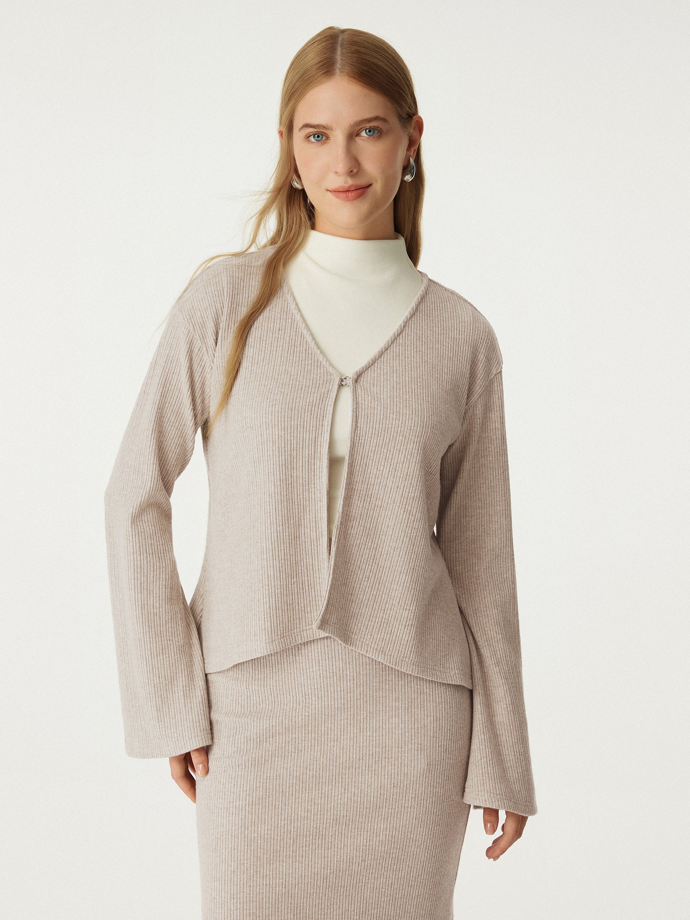 V Neck Flare Long Sleeve Cardigan Heather Mist – Women > Tops > Shirts&Tops | FormaLuxe