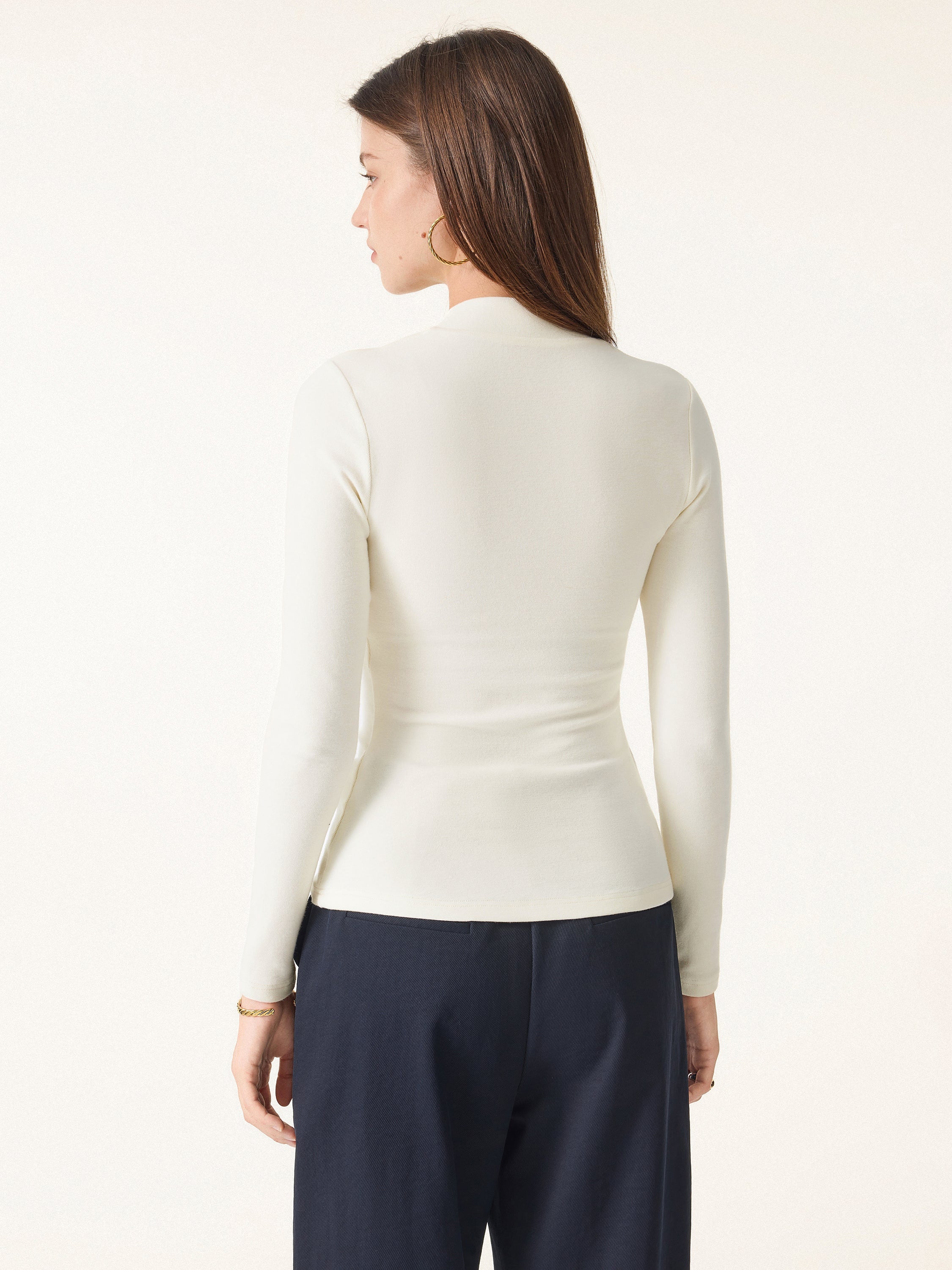 Essential V-neck Wide Binding Slimming Brami Top Off White – Women > Tops > Bra Tops | FormaLuxe