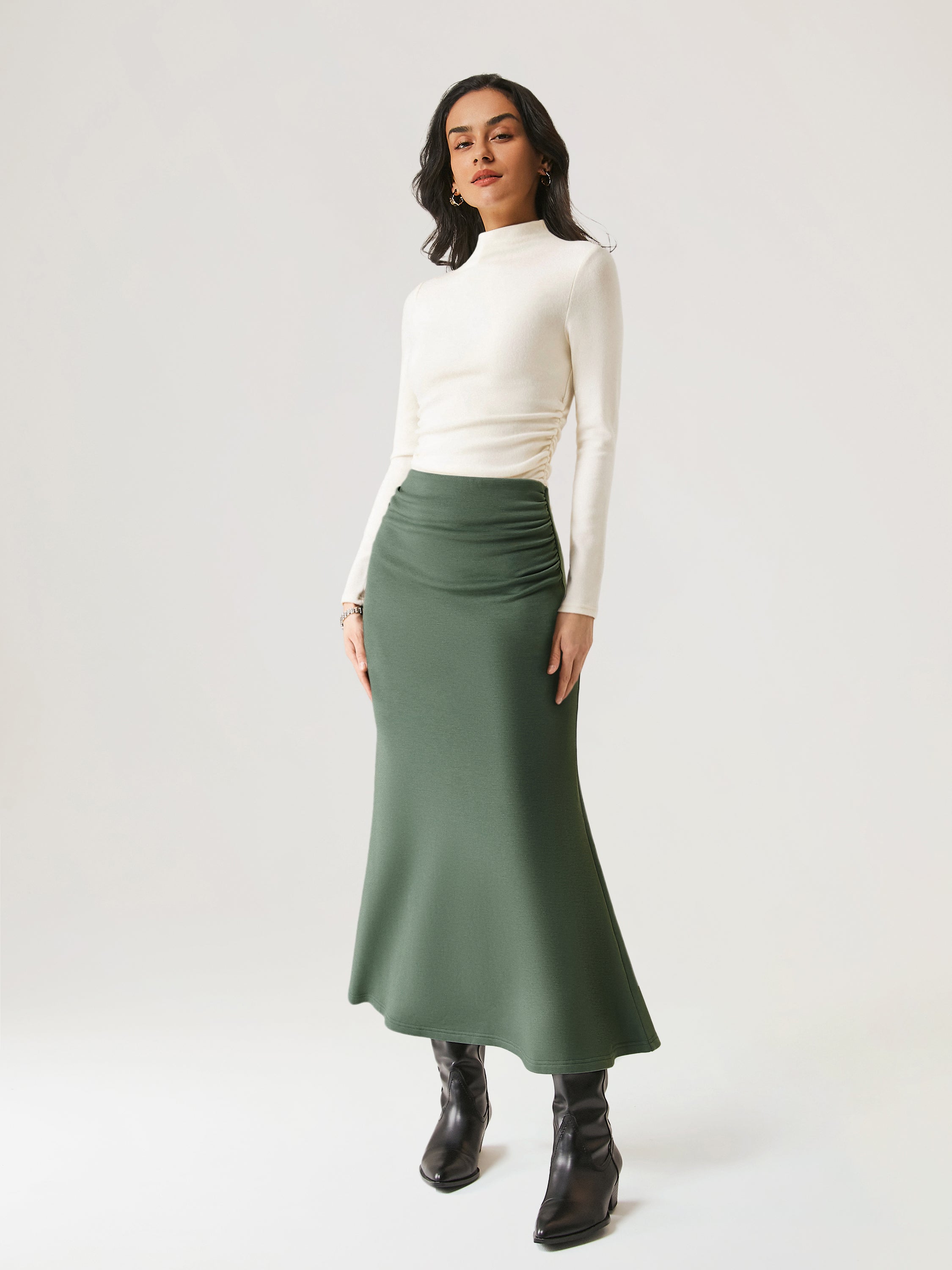 2-Piece Set Ruched Sides Mockneck Top & Mermaid Maxi Skirt