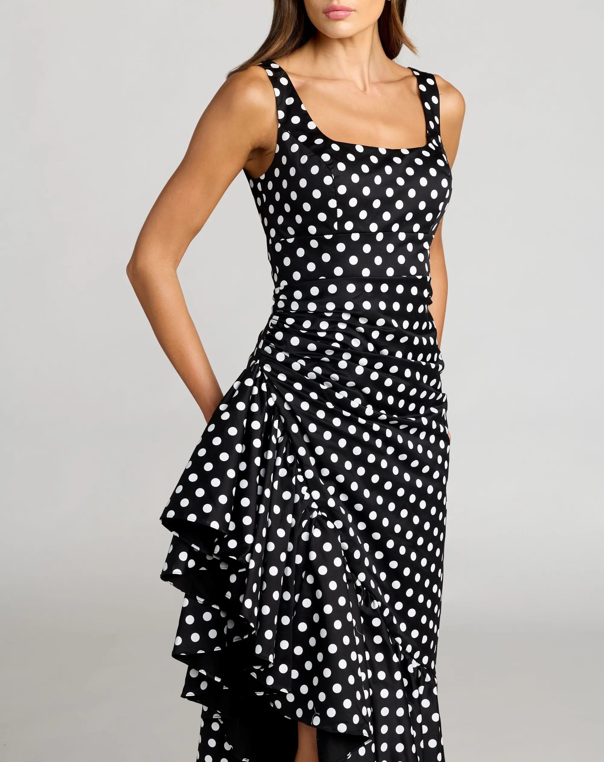 Black Sleeveless Polka Dot Midi Dress Ruffled Hem – Midikleid | FormaLuxe