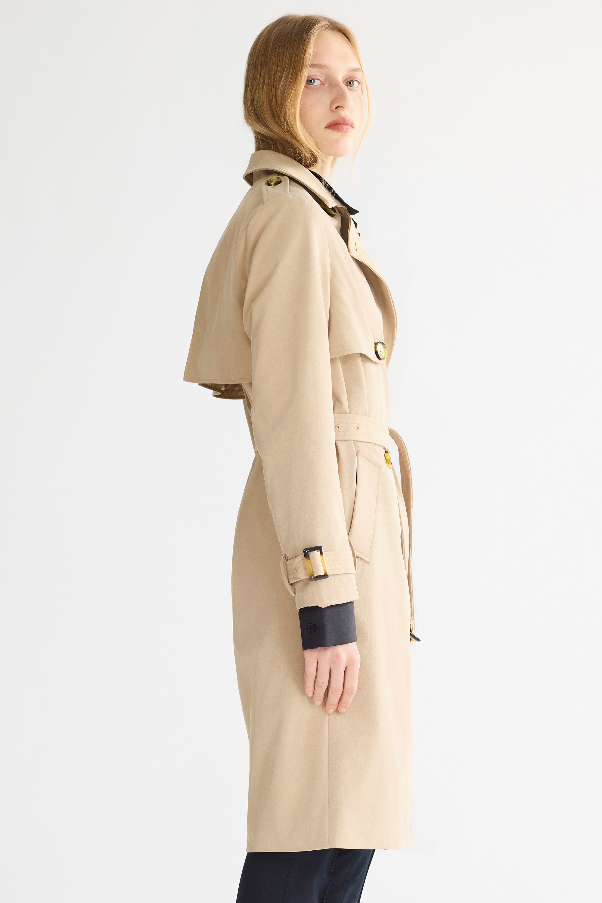 Hudson Belted Trench Coat Frosted Almond – Trench Coats | FormaLuxe