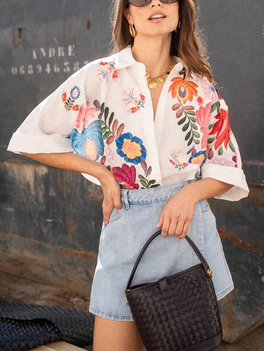 Carla Floral Print Short-Sleeved Shirt White – Shirts | FormaLuxe