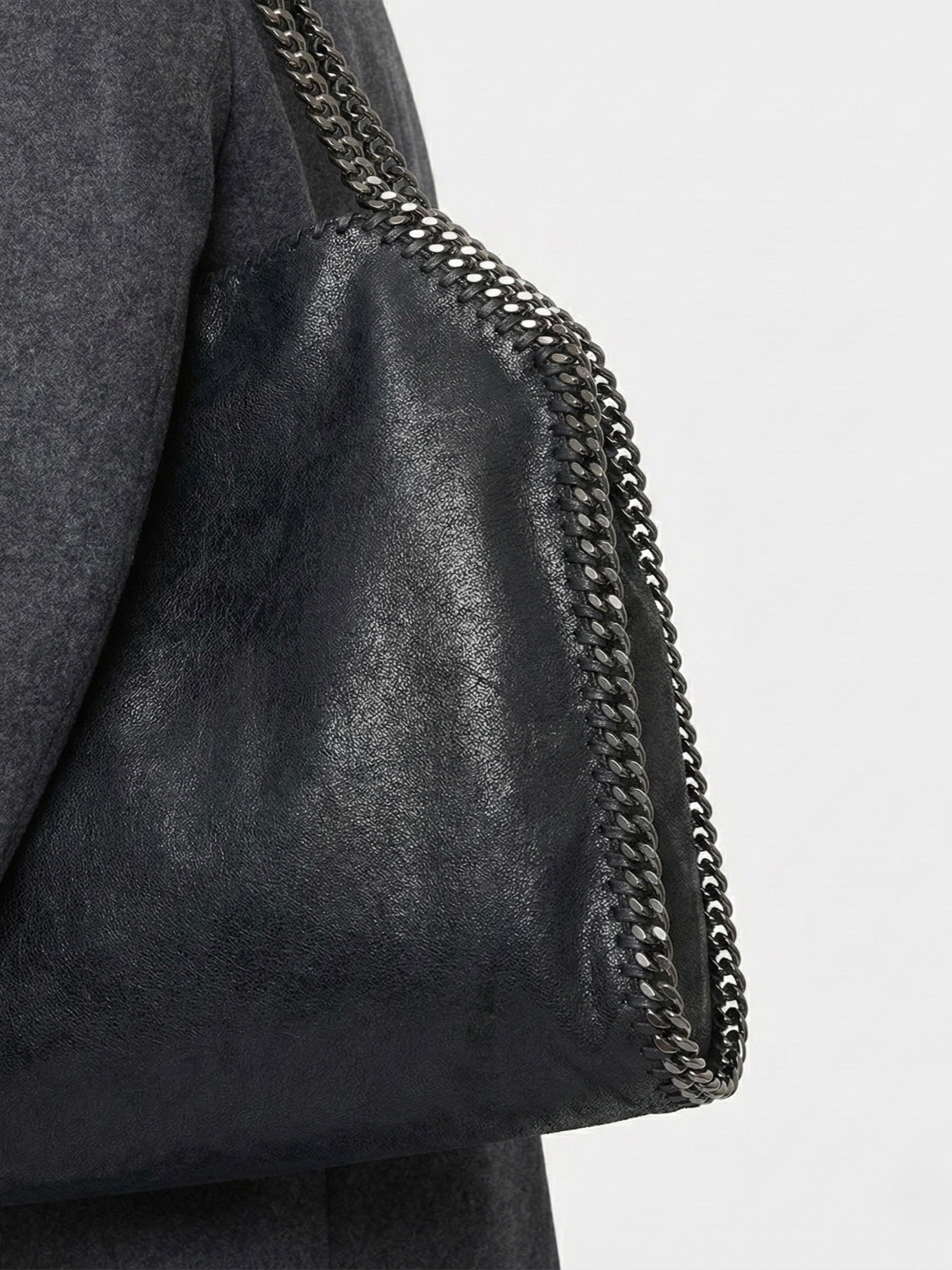 Skyla | Chain Strap Soft Faux Leather Tote Bag Black | FormaLuxe