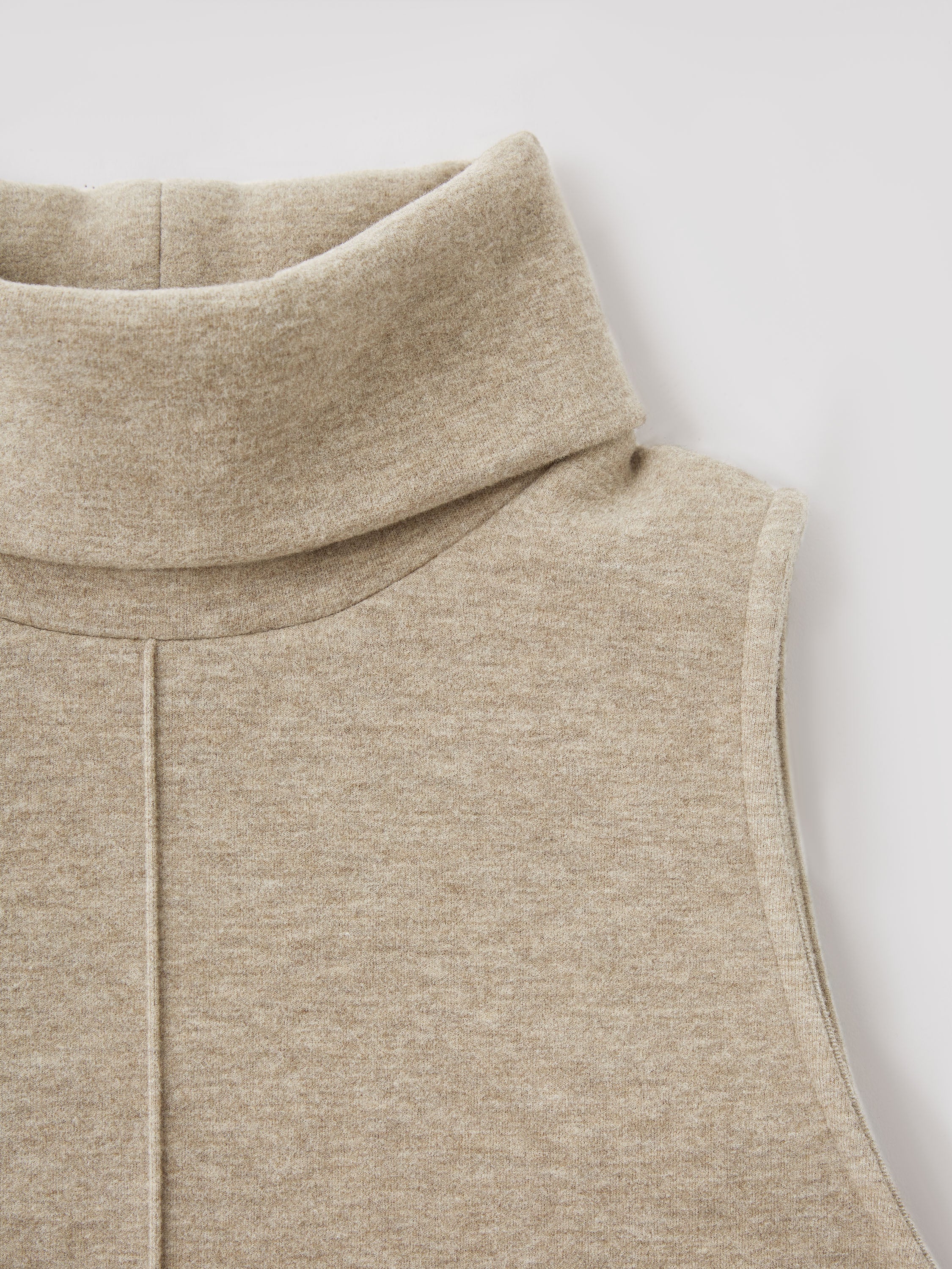 Turtle Neck Split Hem Top Heather Morganite – Women > Tops > Shirts&Tops | FormaLuxe