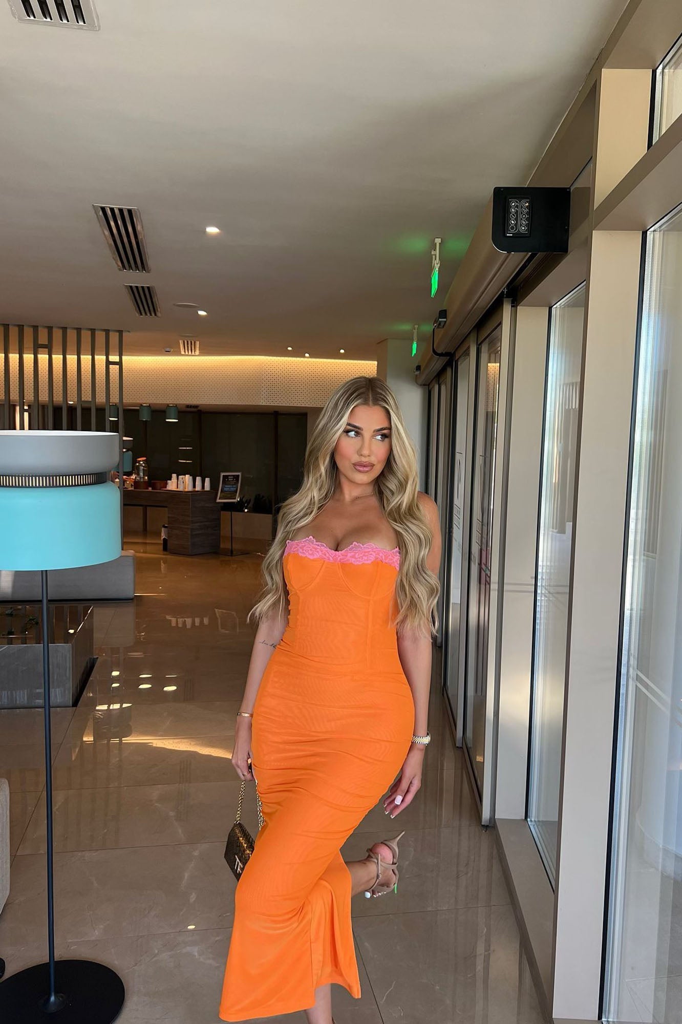 Isla | Lebhaftes Bodycon-Kleid Orange | FormaLuxe