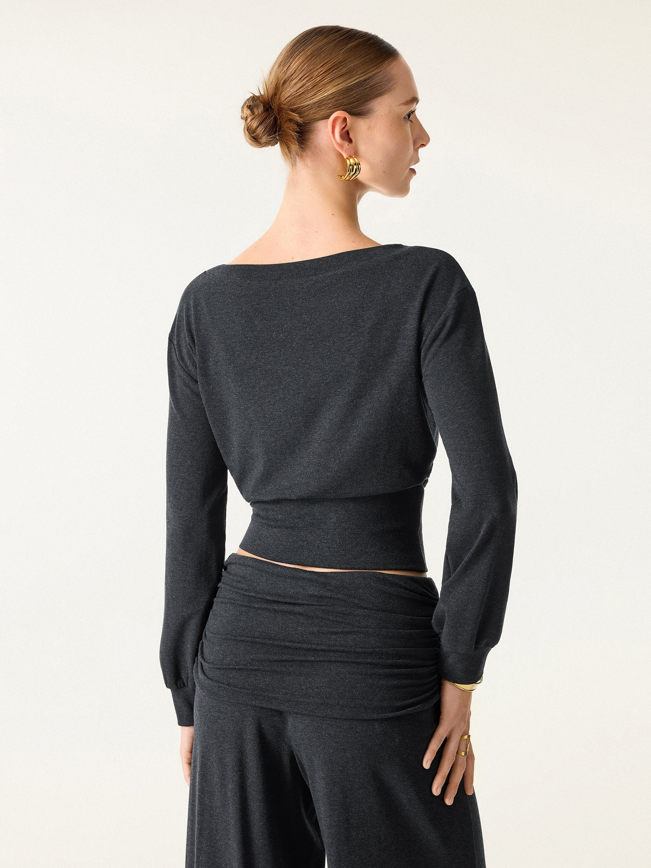 Non-Itchy Wool Blend Boatneck Brami Heather Black – Women > Tops > Bra Tops | FormaLuxe