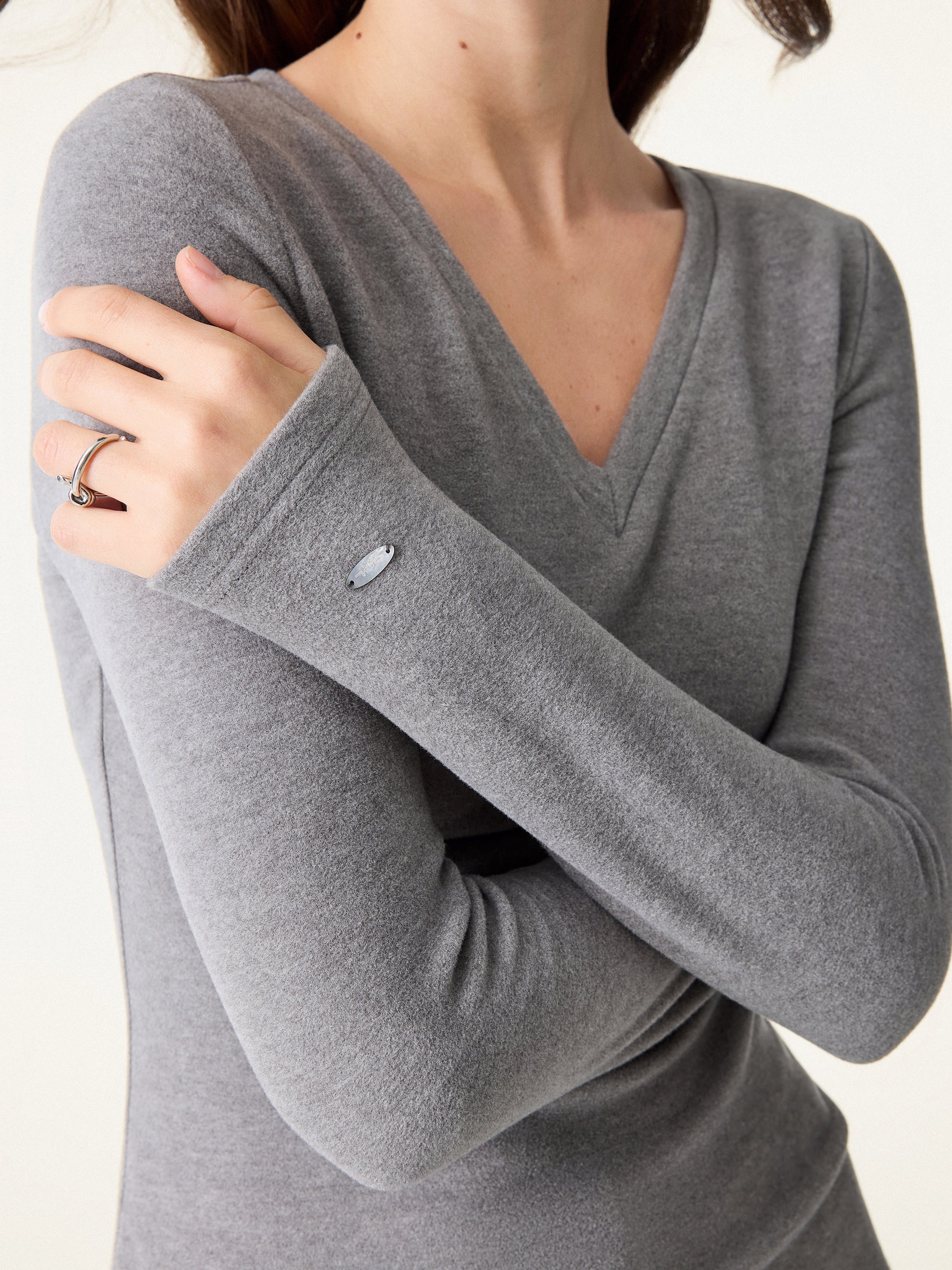 MaxWarm V-Neck Long Sleeve Brami Heather Grey – Women > Tops > Bra Tops | FormaLuxe