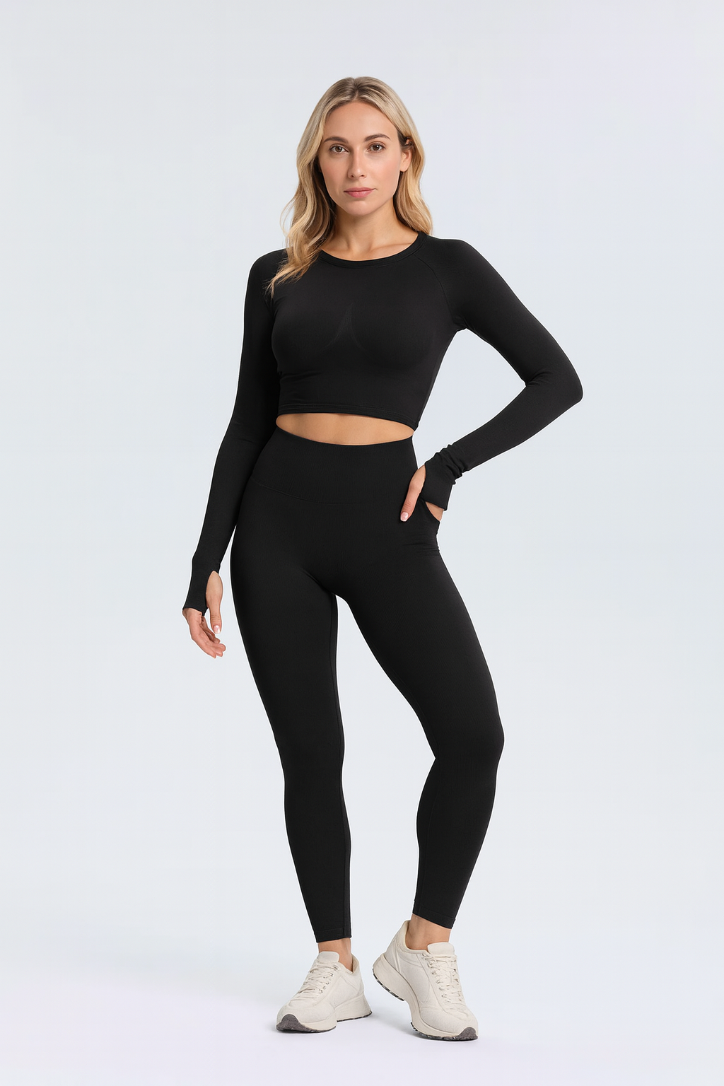 Leonie – Studio-Set [Scrunch-Leggings + Top – endet heute] | FormaLuxe