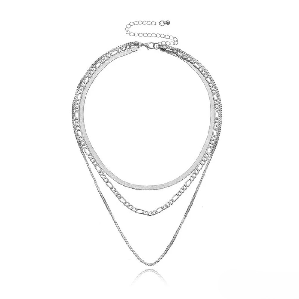 Noara – Triple Layer Vintage-Style Necklace
