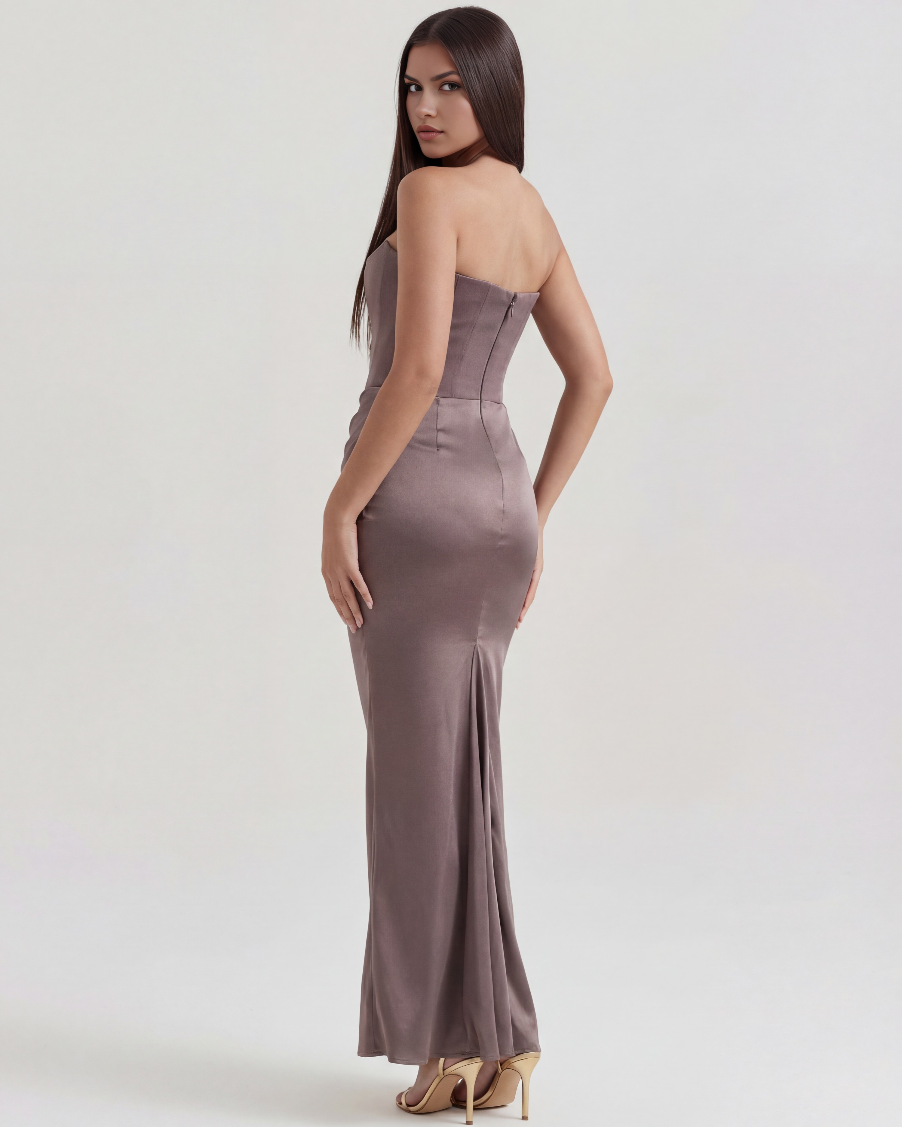 Rowsa Kleid Hellbraun | FormaLuxe