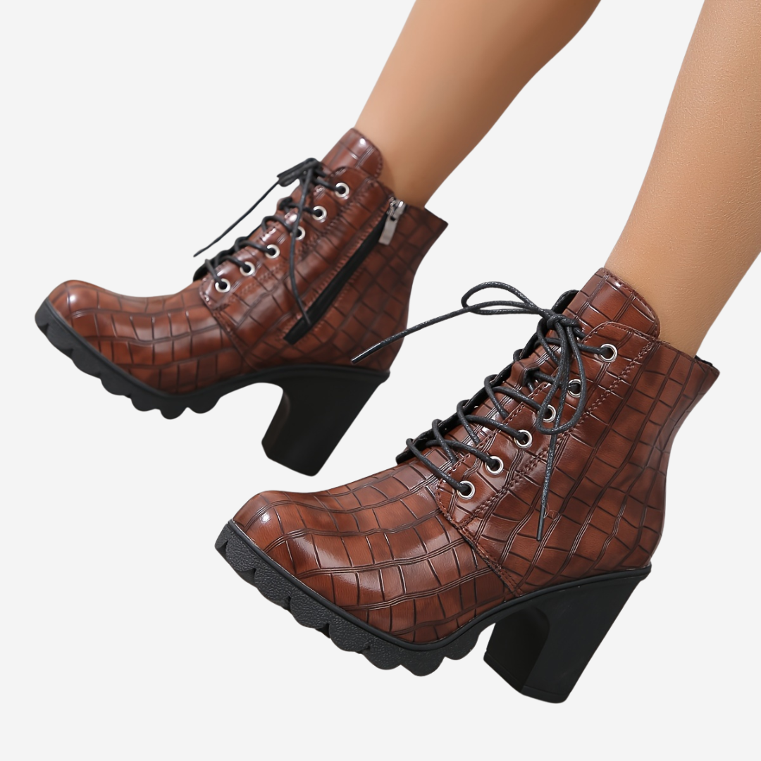 Sarah | Boots Brown | FormaLuxe