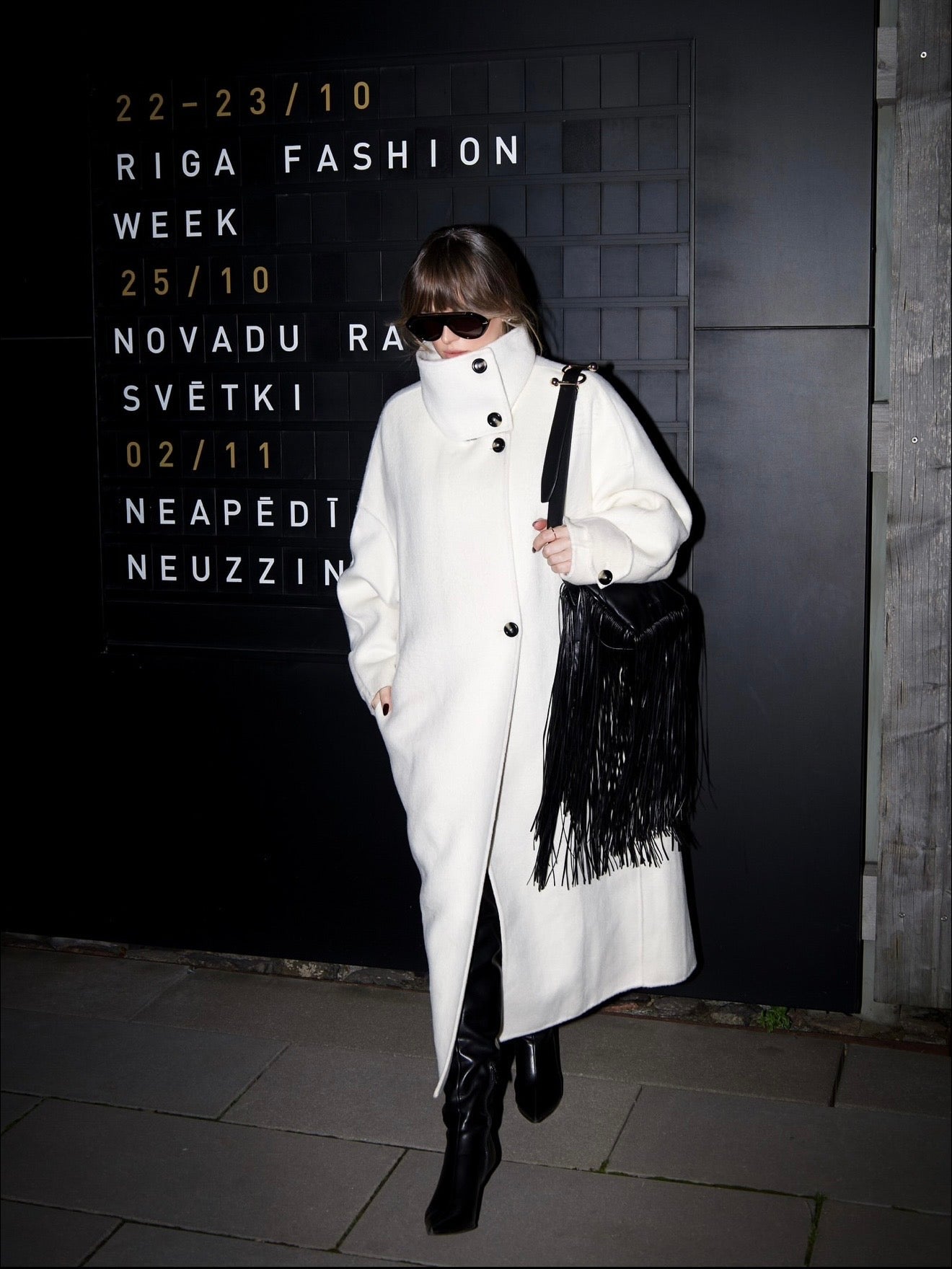 Amaya | Manteau long élégant à col montant Blanc | FormaLuxe