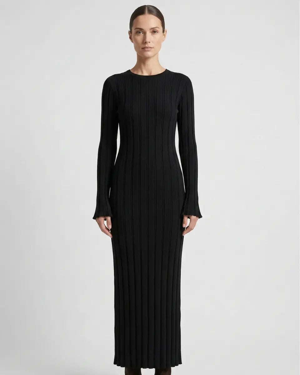 Vivienne – Schwarzes, geripptes Maxikleid aus Strick – Bekleidung > Kleider | FormaLuxe