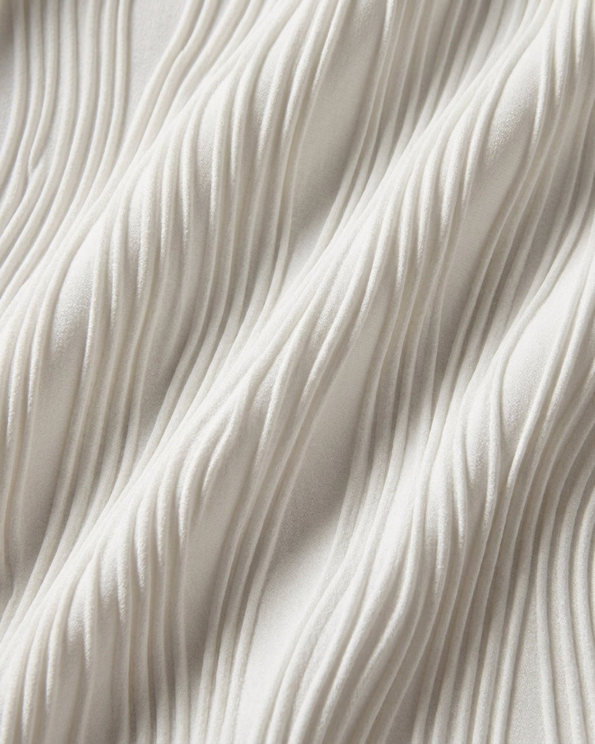 Ondine | Midikleid mit Wellenstruktur und Perlenträgern