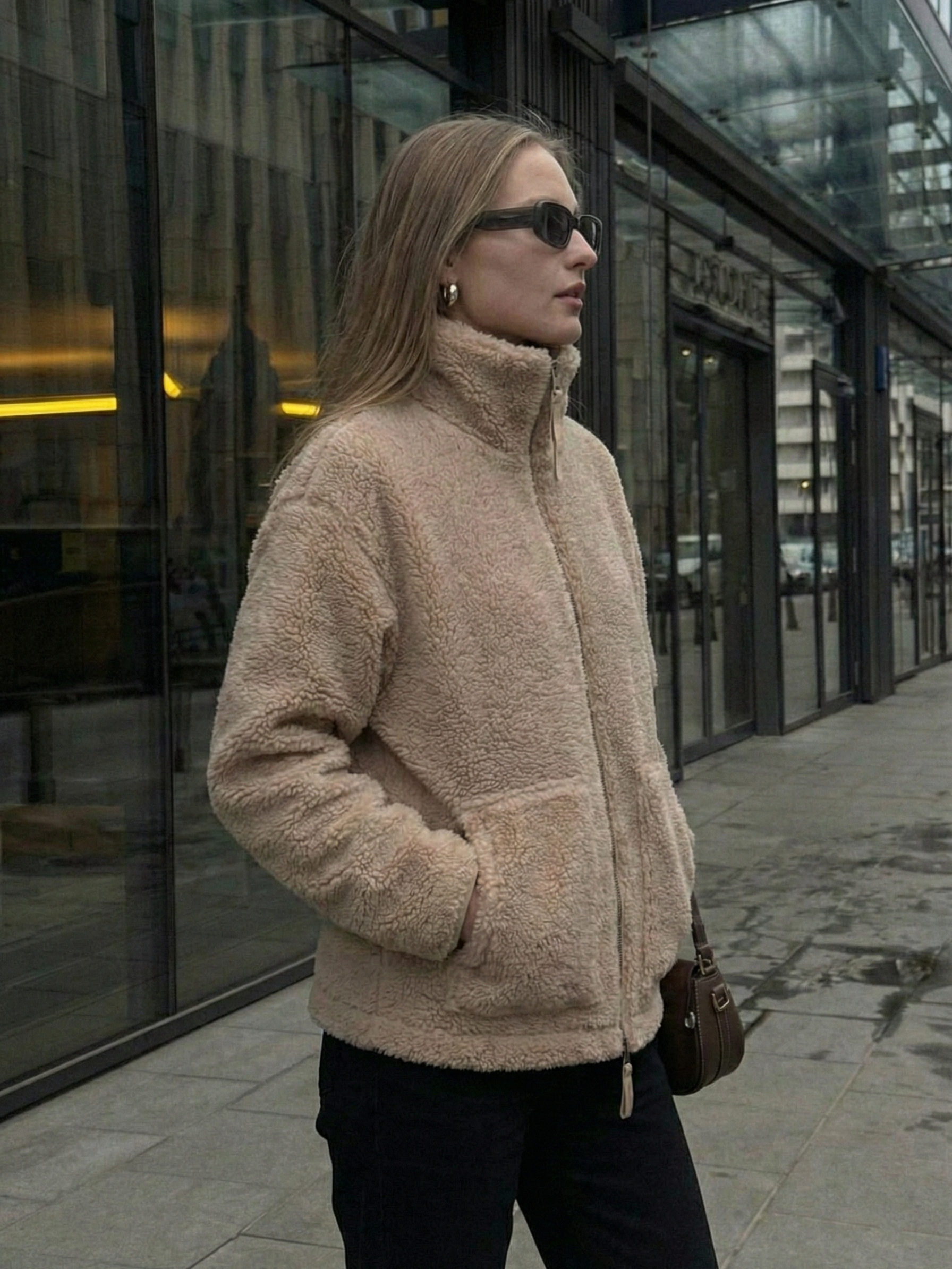 Maddy | Veste imperméable zippée en polaire Teddy à col montant Blanc | FormaLuxe