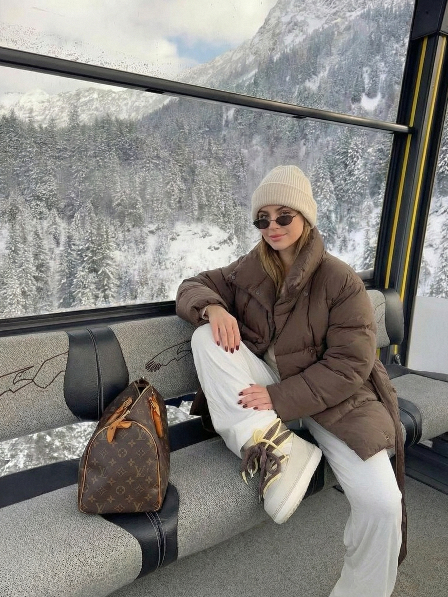 Maddison | Doudoune oversize à col montant Noir | FormaLuxe