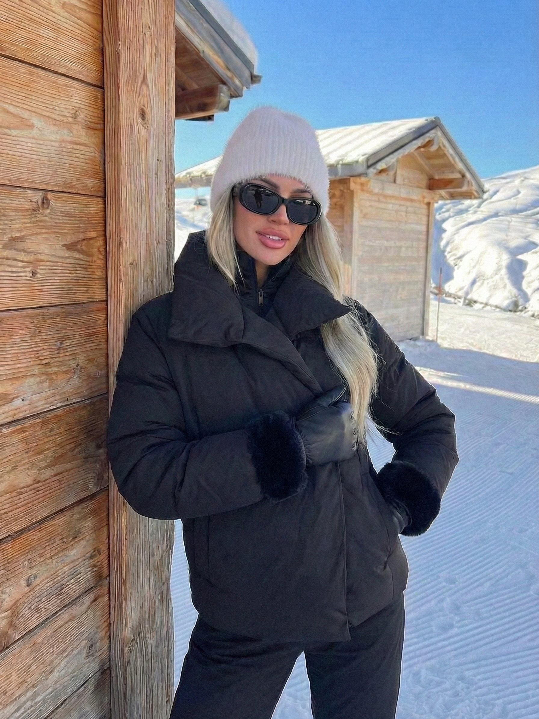 Maddison | Doudoune oversize à col montant Noir | FormaLuxe