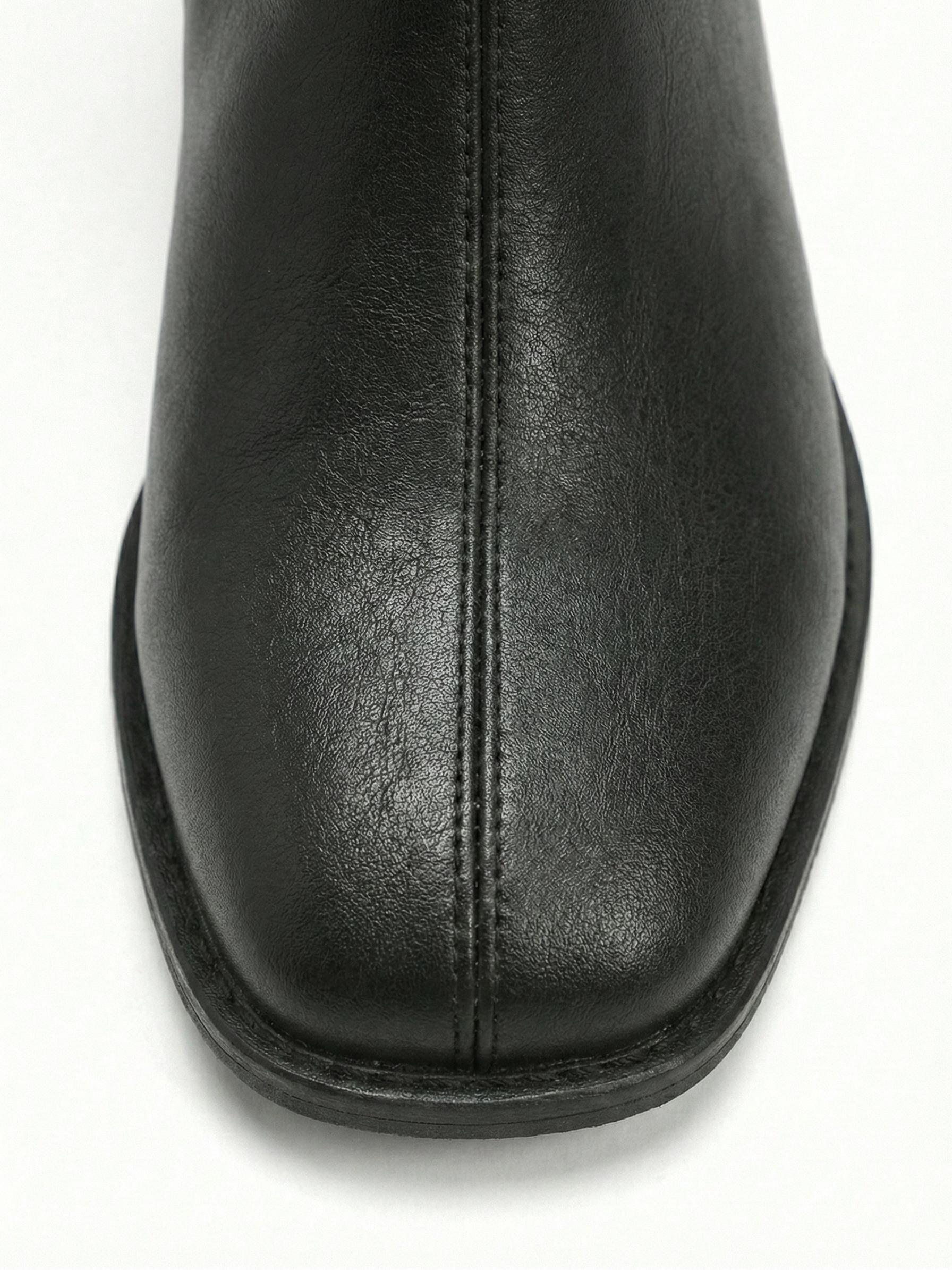 Chelsea | Bottines minimalistes à talon bloc Noir | FormaLuxe