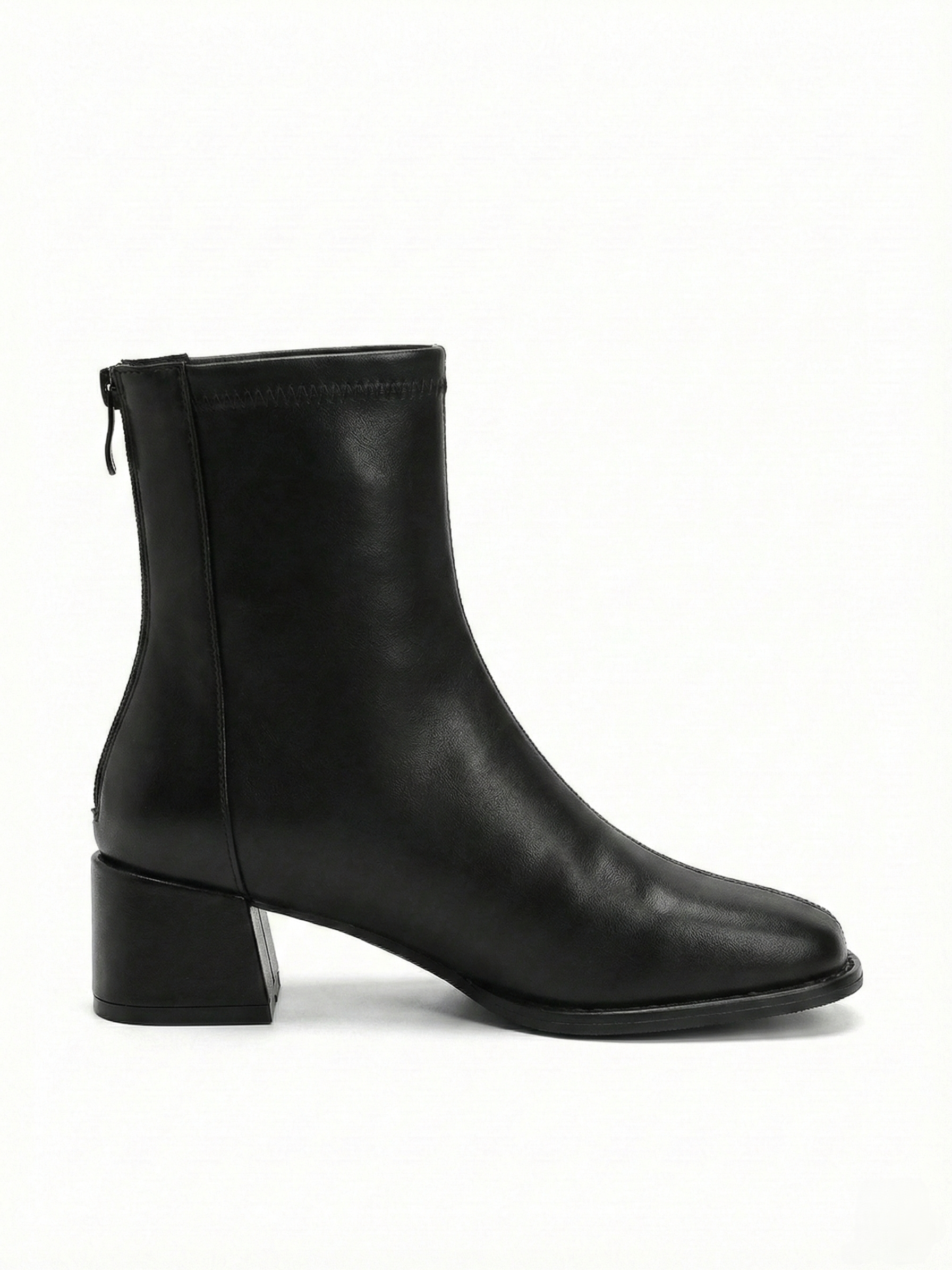 Chelsea | Bottines minimalistes à talon bloc Noir | FormaLuxe