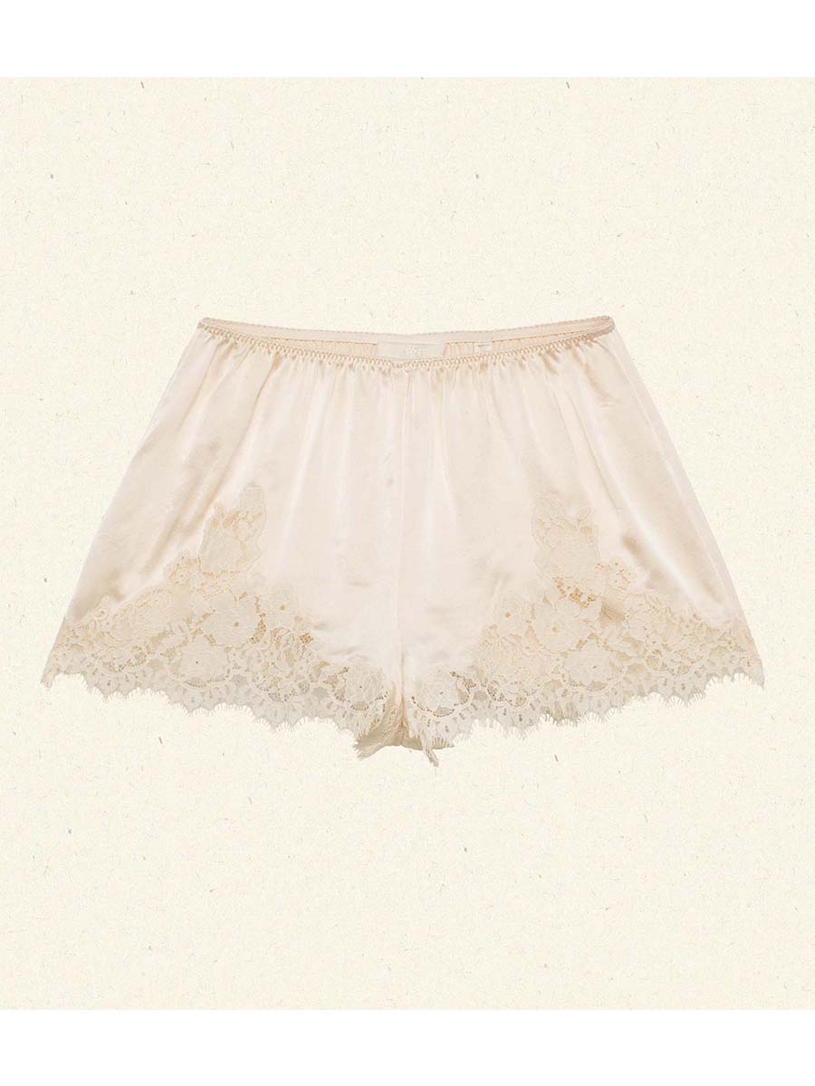 Satin-Pyjama mit zarter Spitze Shorts-Set – Shorts Sets | FormaLuxe