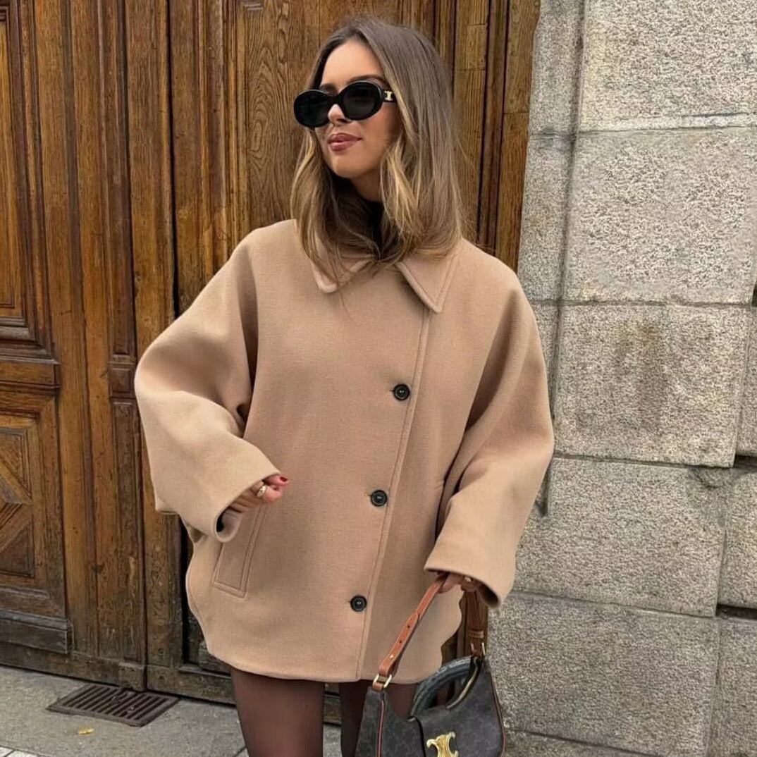 Lauryn | Oversized Collard Coat Khaki | FormaLuxe