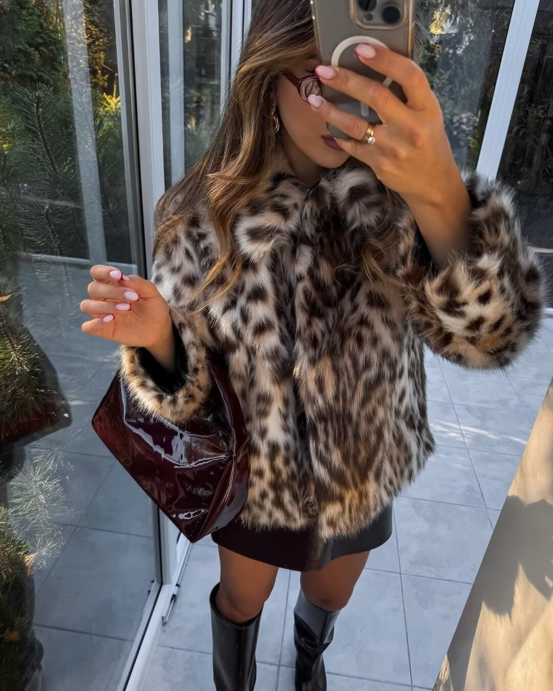 Zoe | Oversized Faux Fur Jacket Brown | FormaLuxe