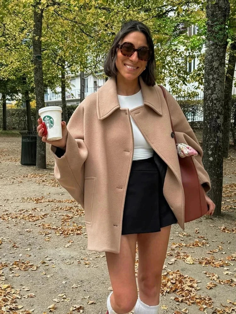 Alexa - Tijdloze Casual Jas met Vintage Flair – Cosy Fall Vibes | FormaLuxe