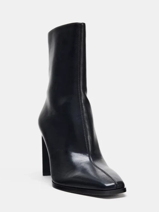 Belfast | Bottines noires à bout carré en similicuir | – Belfast | Bottines à talons pointus | FormaLuxe
