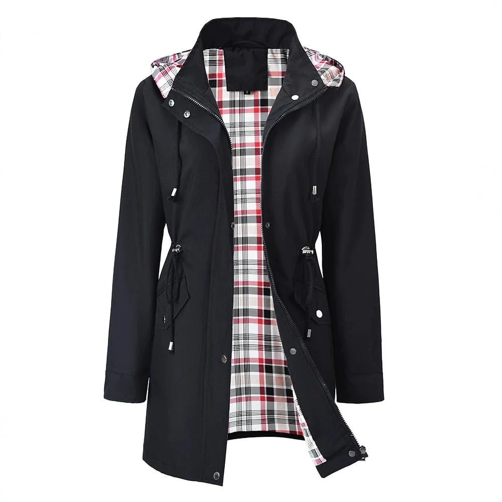 Regenjacke Damen Liv in Schwarz – Kapuze und Karofutter | FormaLuxe