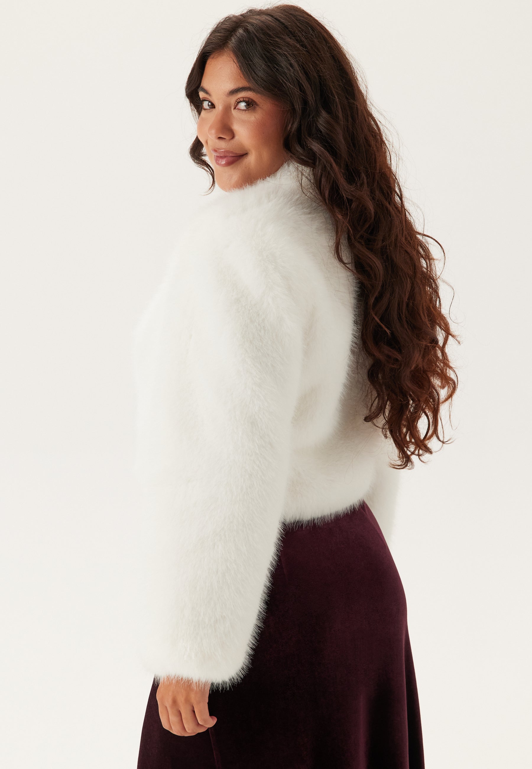 Kurze Kunstfelljacke – Clothes | FormaLuxe