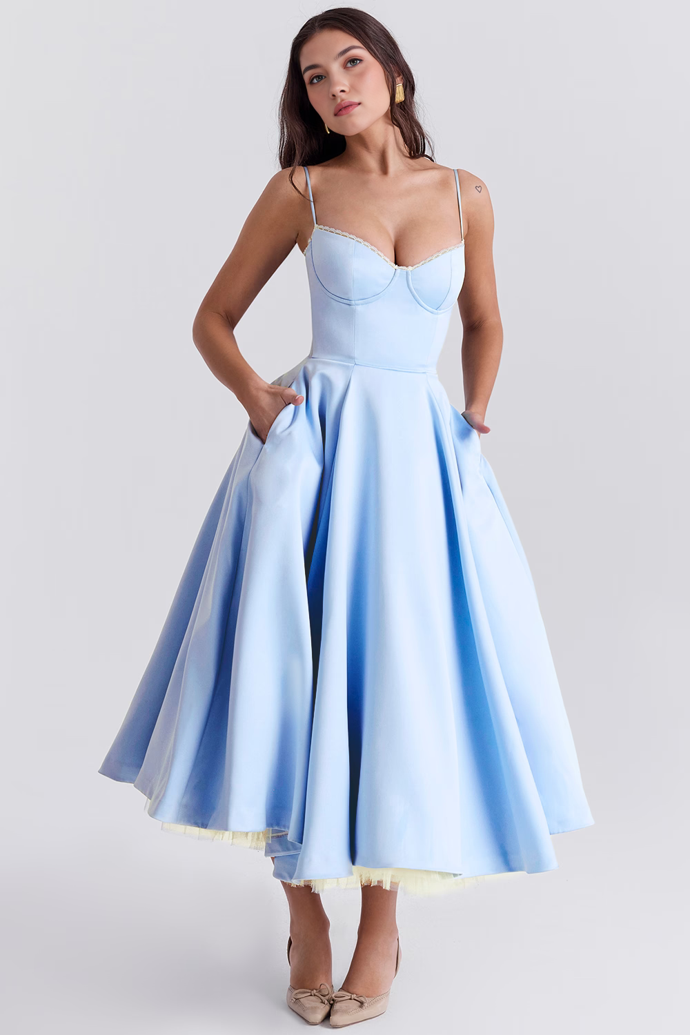 Cloe Midikleid – Babyblau