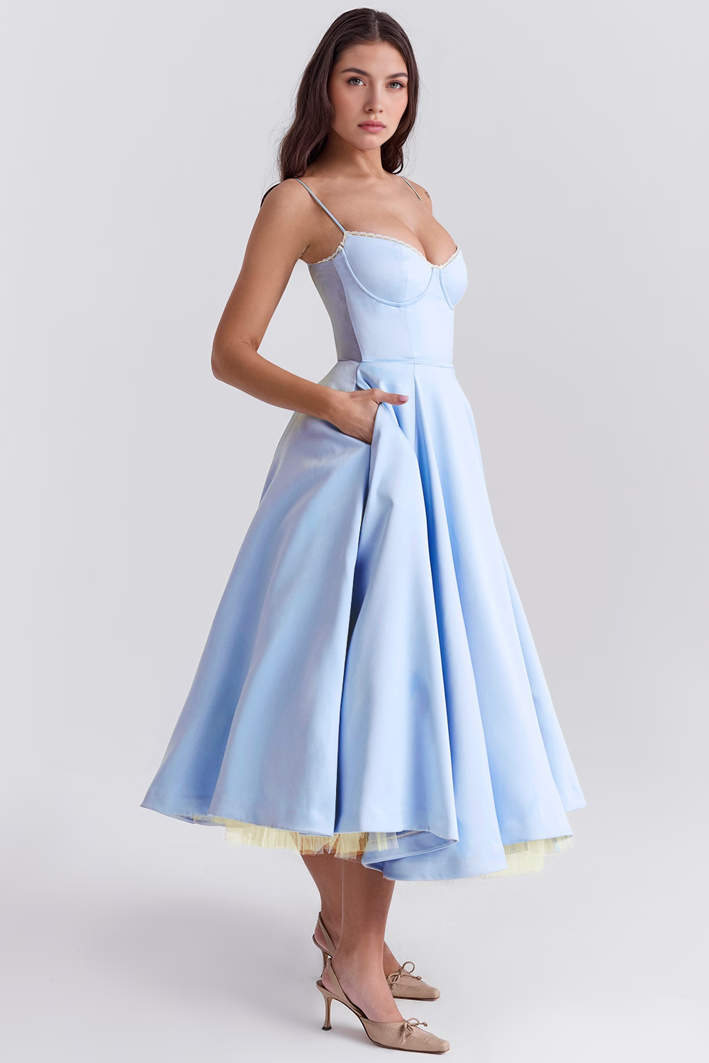 Cloe Midikleid – Babyblau