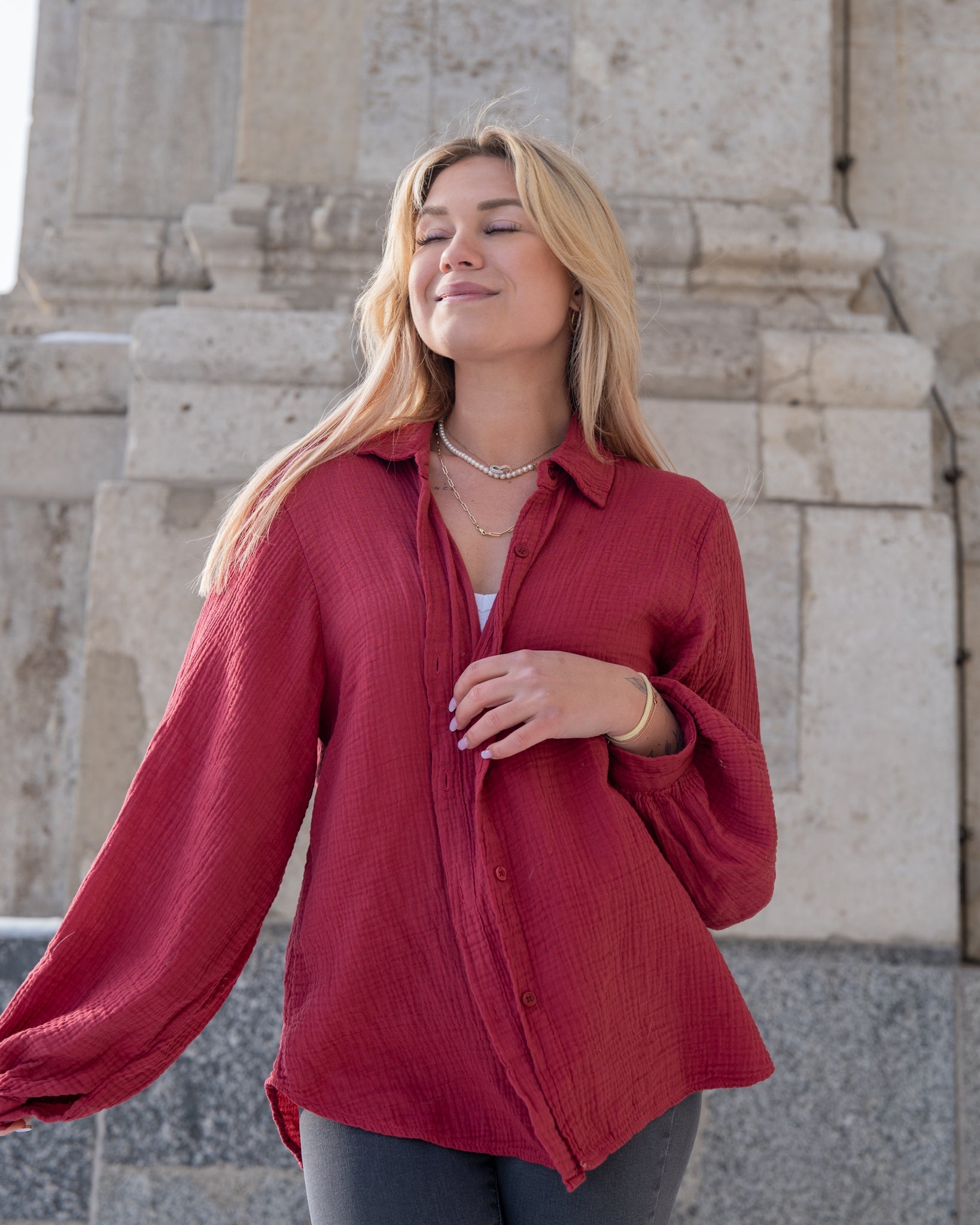 Musselin Bluse | Stella Weiß Rot – Oberteil | FormaLuxe