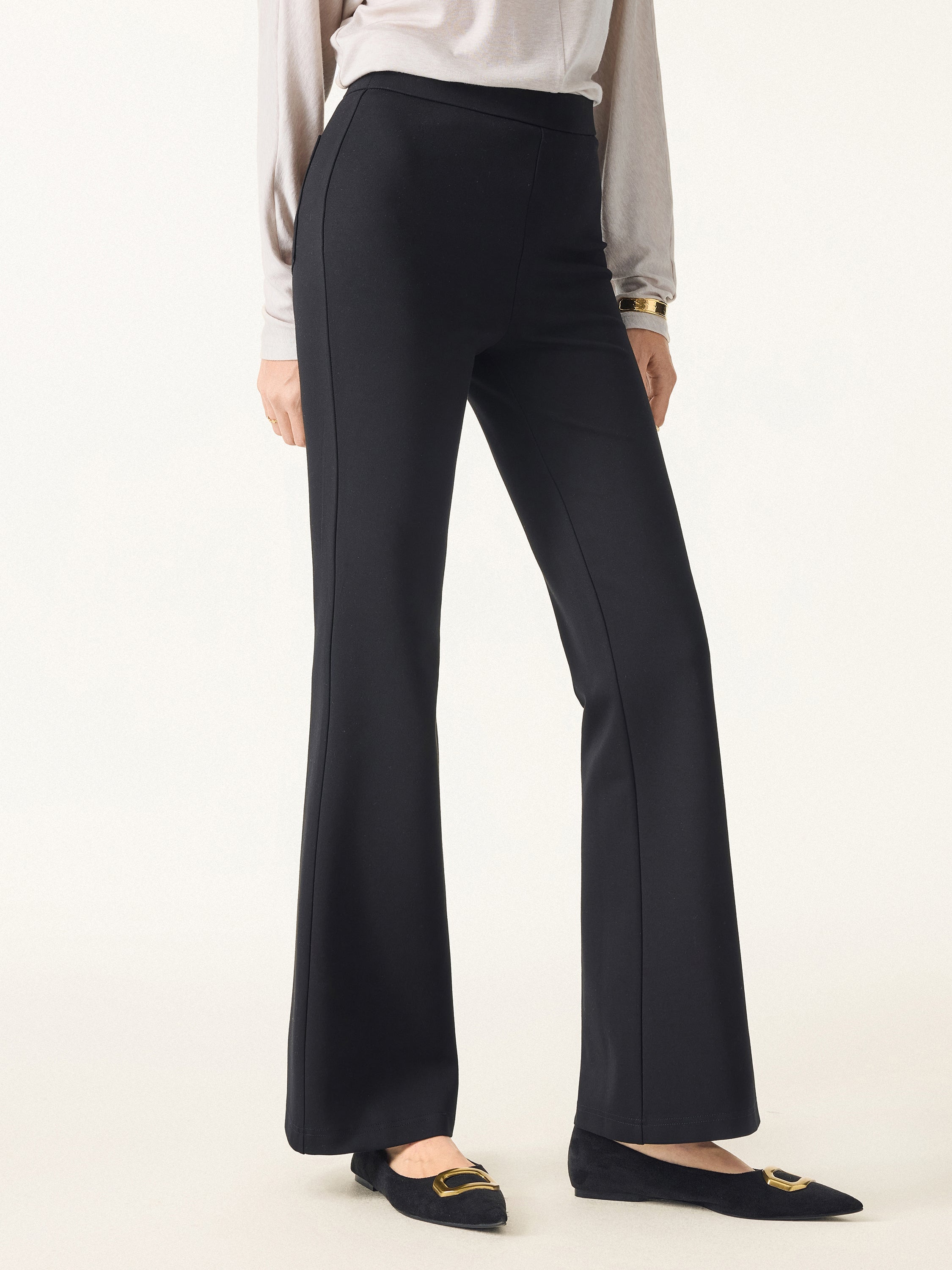 Slimming Ponte High Rise Pull-on Flared Pants Black – Women > Bottoms > Pants | FormaLuxe