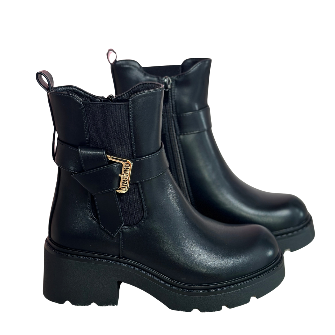 Pamela | Boots Black | FormaLuxe