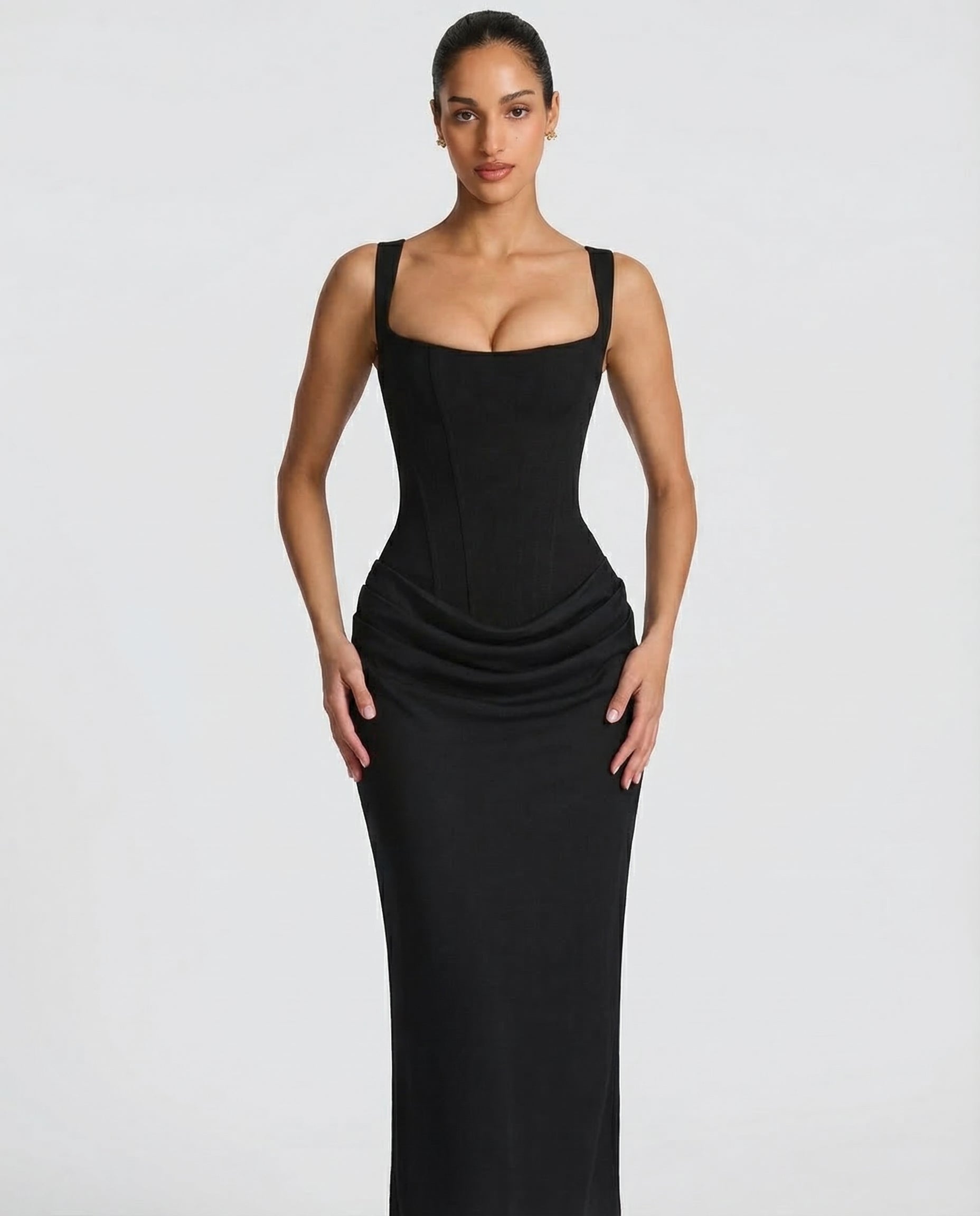 Eva Hourglass Maxi-Kleid Schwarz | FormaLuxe
