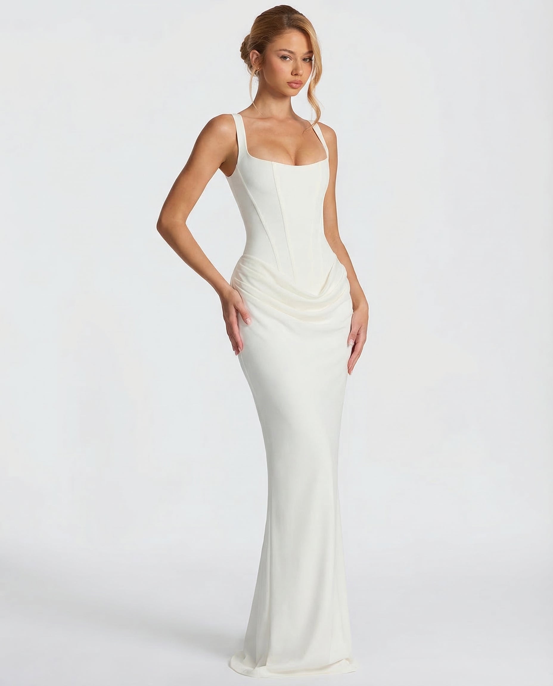 Eva Hourglass Maxi-Kleid Weiß | FormaLuxe