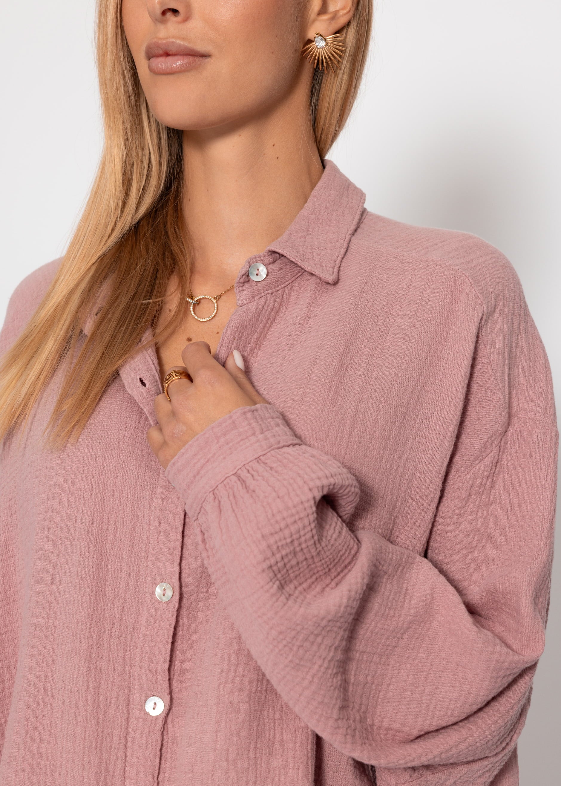 Musselin Bluse oversize, kurz, altrosa – Bekleidung > Blusen > Musselin > Oversize | FormaLuxe