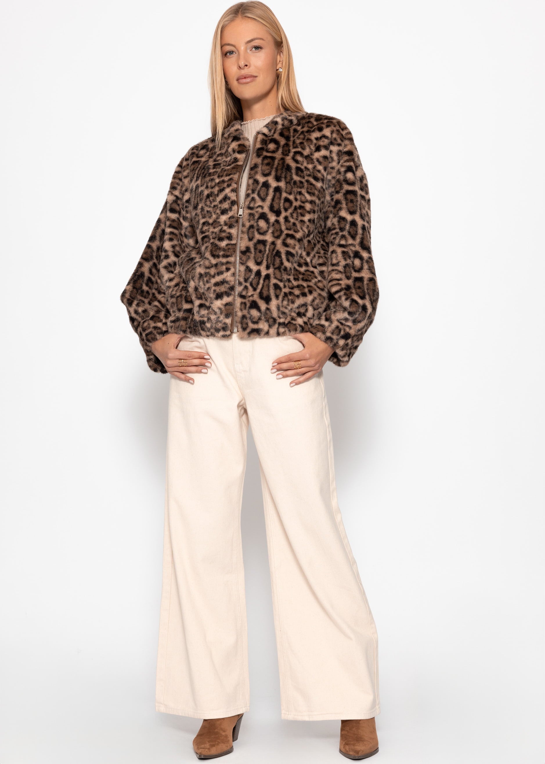 Wide Leg Jeans mit hohem Bund - beige – Bekleidung > Jeans | FormaLuxe