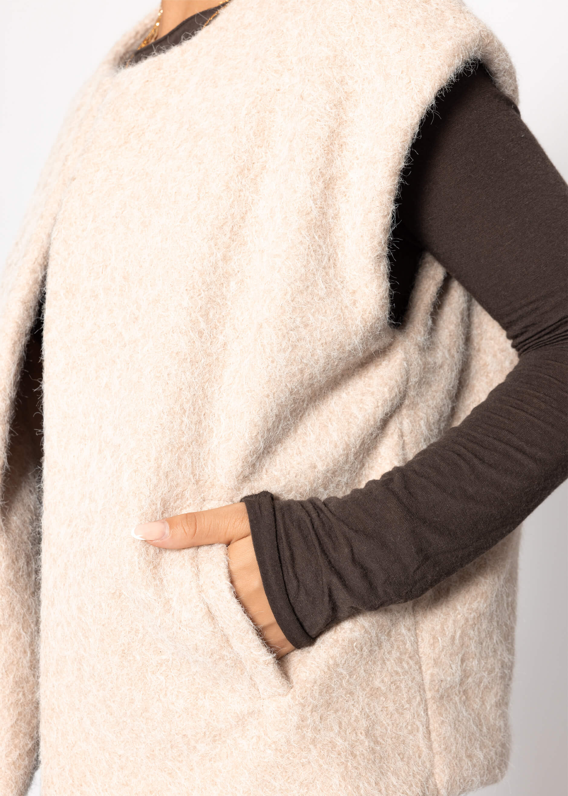 Ärmellose Weste mit Wollstruktur - beige – Bekleidung > Westen | FormaLuxe