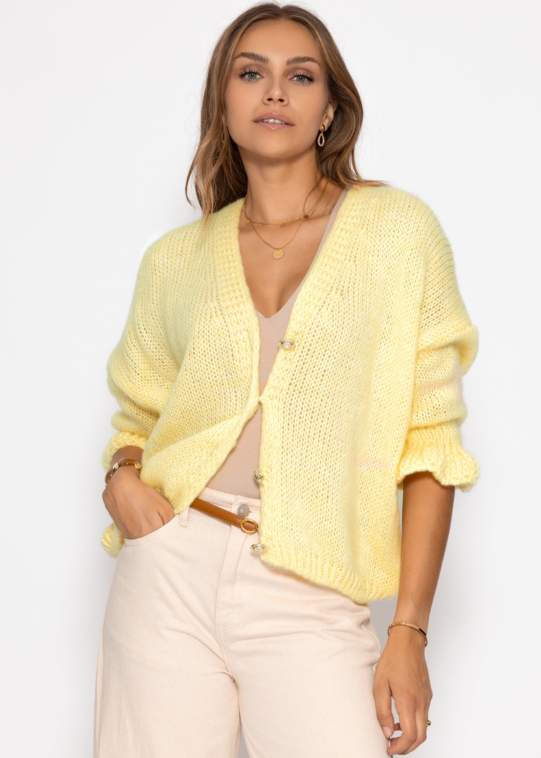 Cardigan mit 3/4-Ärmeln - buttergelb – Bekleidung > Cardigans | FormaLuxe