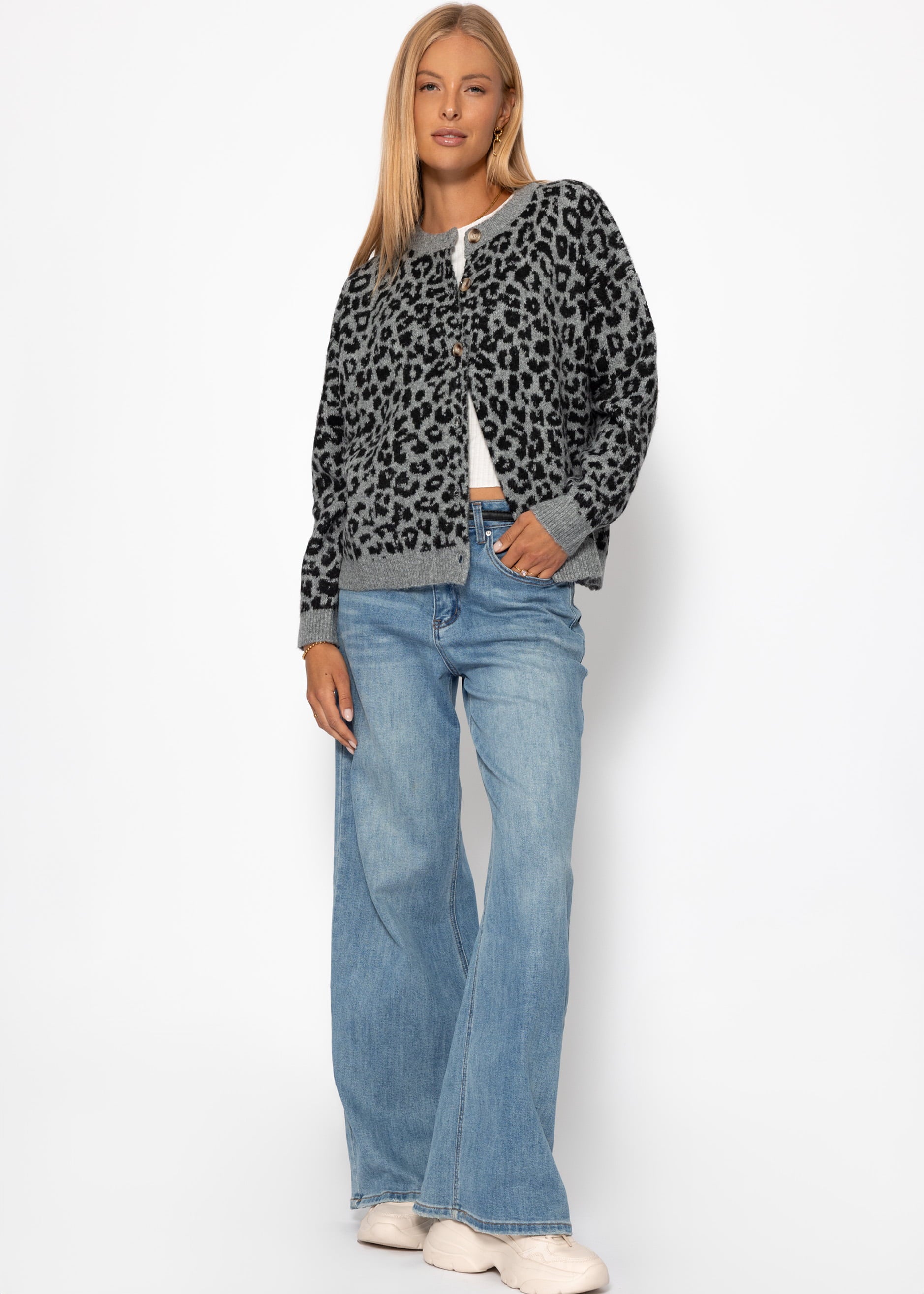 Cardigan mit Leo-Muster - grau – Bekleidung > Cardigans | FormaLuxe